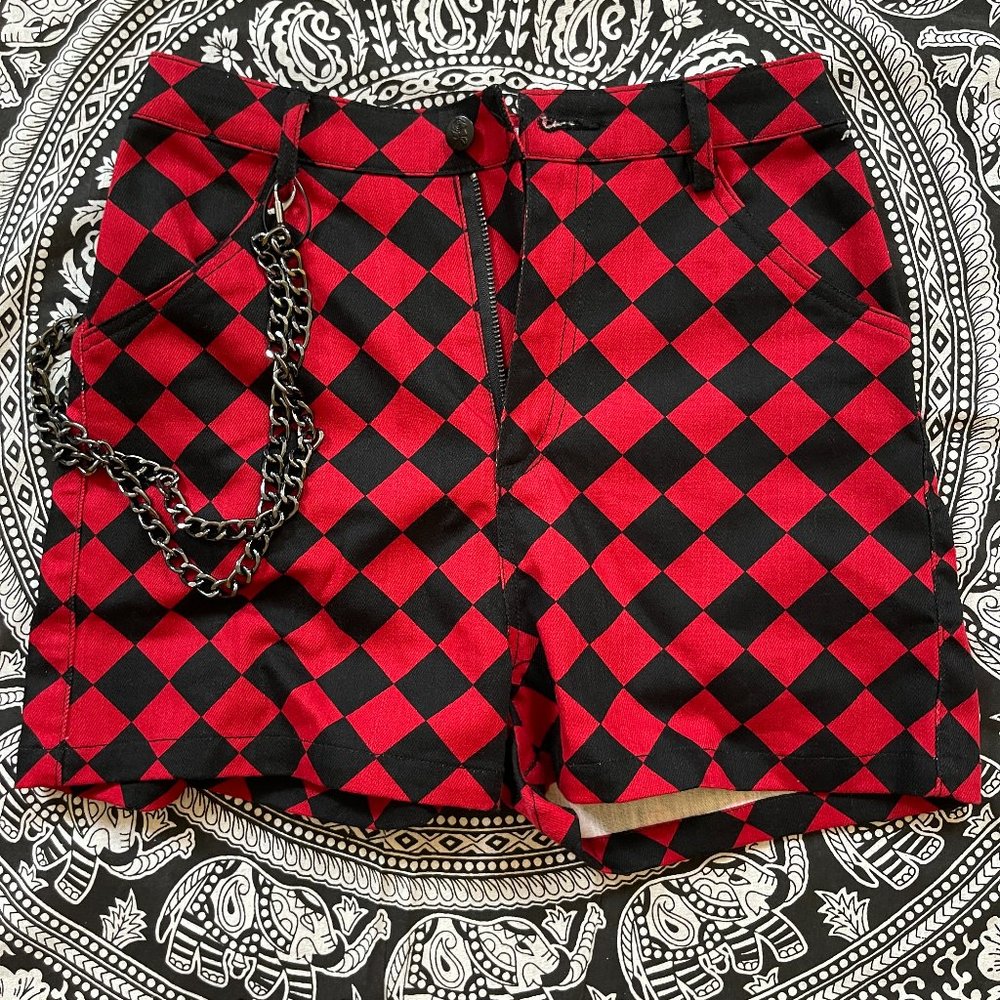Black Friday Checkmate Shorts with Chain Size 6 Woman